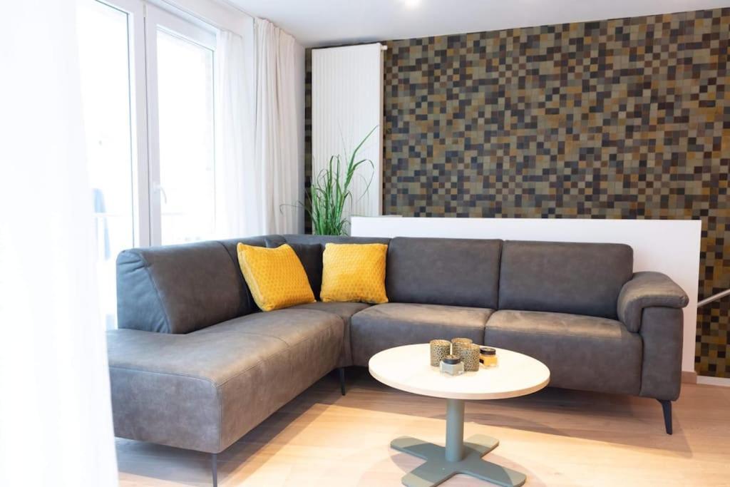 A Bien Venue - Modern Appartement, 50M Van Zee كنوك هايست المظهر الخارجي الصورة