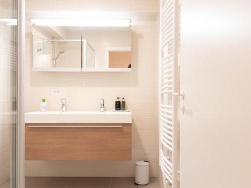 A Bien Venue - Modern Appartement, 50M Van Zee كنوك هايست المظهر الخارجي الصورة