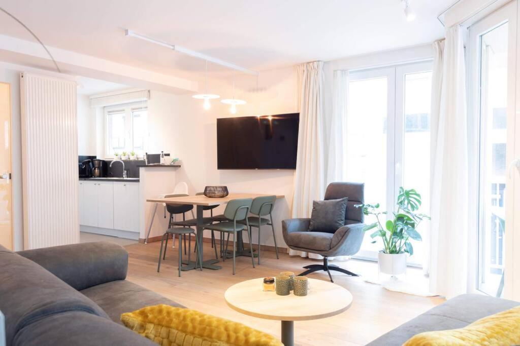 A Bien Venue - Modern Appartement, 50M Van Zee كنوك هايست المظهر الخارجي الصورة